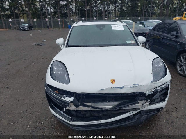 Porsche Macan 2022 WP1AA2A50NLB10638 Image 12
