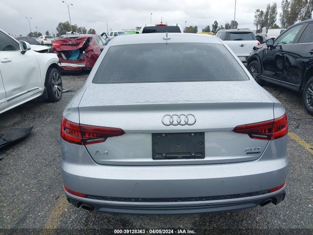 WAUENAF48JN018061 Audi A4 2.0t Premium/2.0t Tech Premium