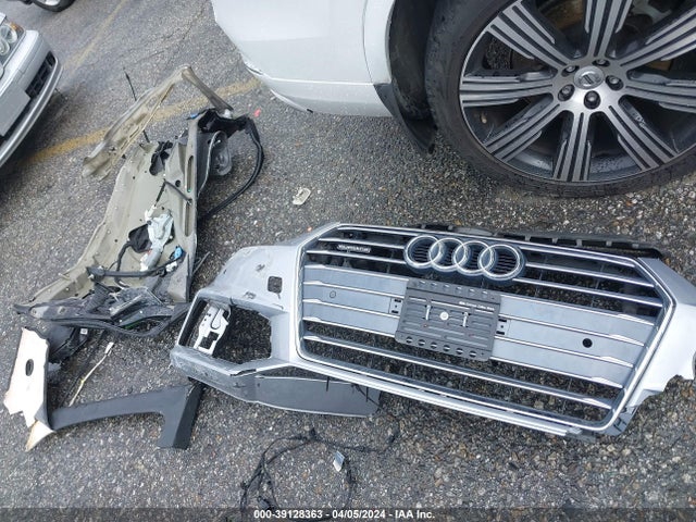 WAUENAF48JN018061 Audi A4 2.0t Premium/2.0t Tech Premium