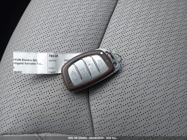 Hyundai Elantra Limited 2020 KMHD84LF8LU950813 Image 11