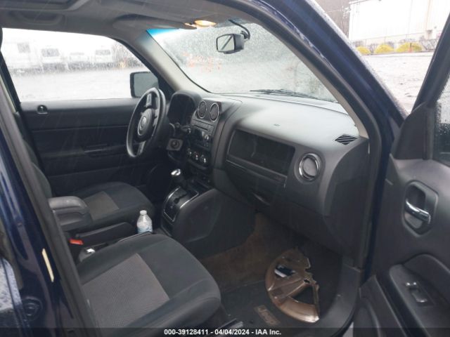 1C4NJRFB6ED528660 Jeep Patriot Latitude