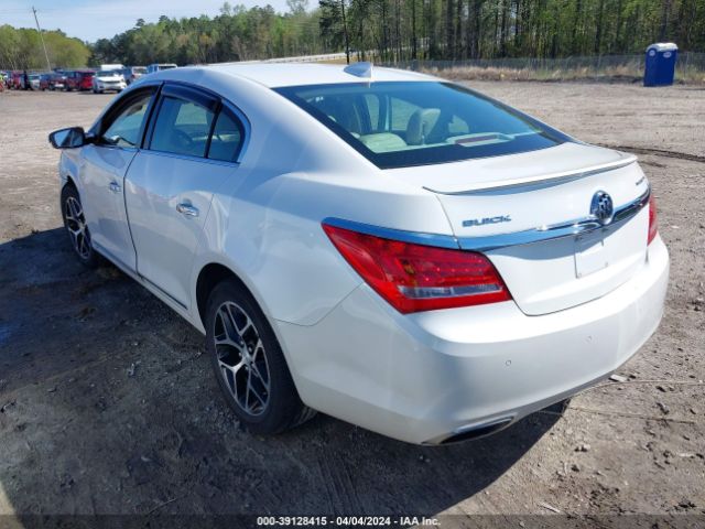 1G4G45G39GF240747 Buick Lacrosse Sport Touring