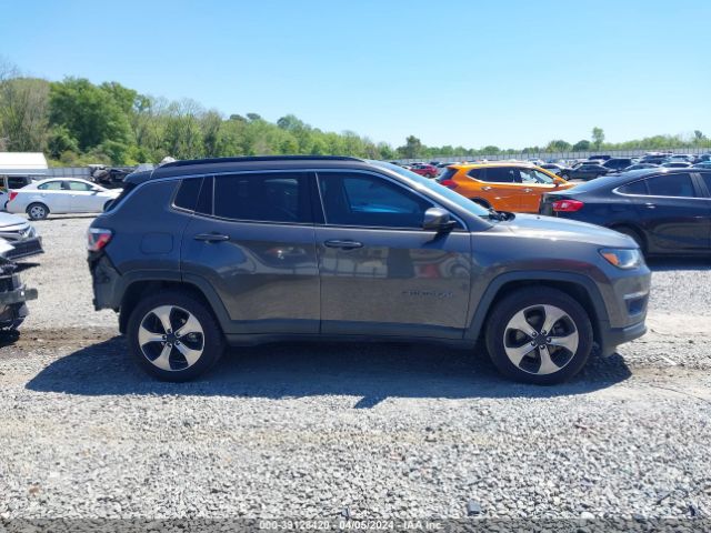 3C4NJCBB6JT233470 Jeep Compass Latitude Fwd