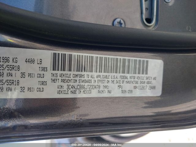 3C4NJCBB6JT233470 Jeep Compass Latitude Fwd