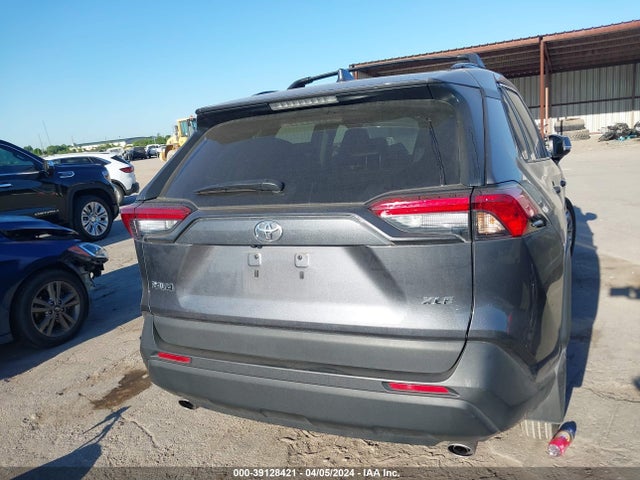 Toyota Rav4 Xle Premium 2022 2T3C1RFV8NC208052 Image 16