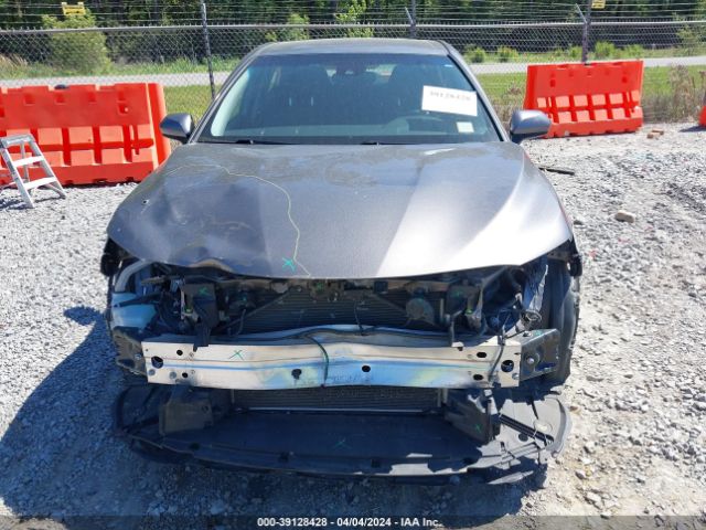 4T1B11HK3JU050821 Toyota CAMRY LE