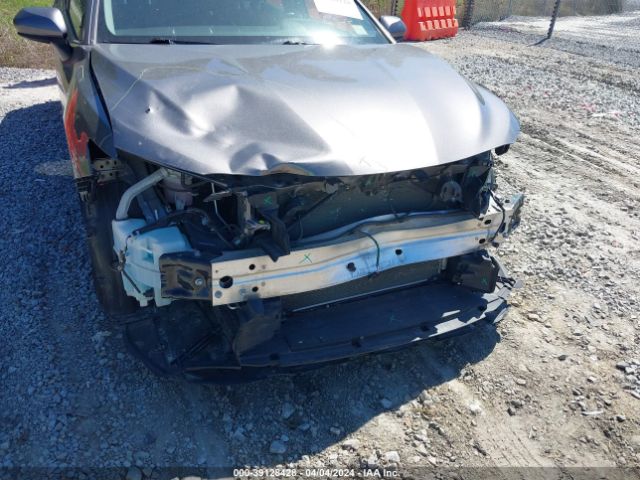 4T1B11HK3JU050821 Toyota CAMRY LE