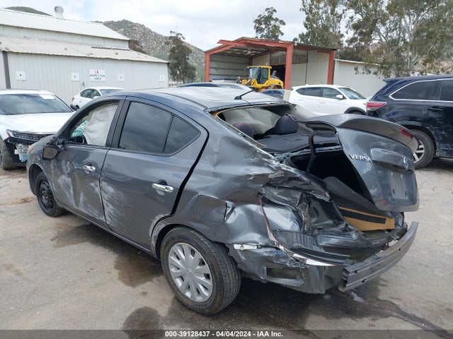 Nissan Versa 1.6 Sv 2018 3N1CN7AP1JL853596 Image 3
