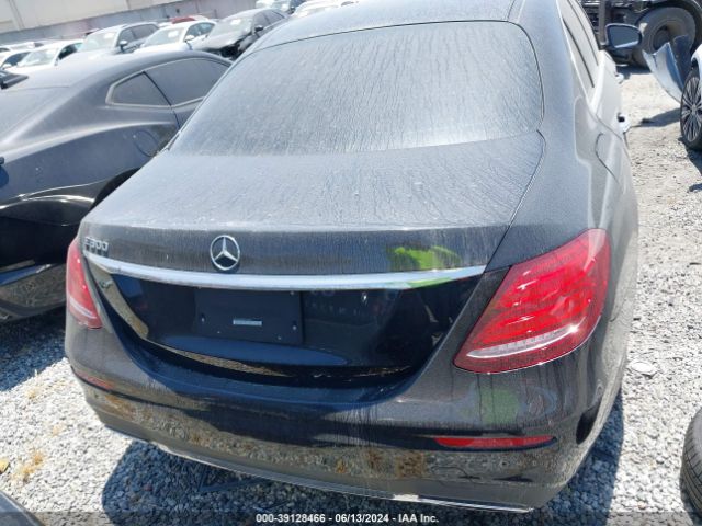 WDDZF4JB7KA514976 Mercedes-Benz E 300