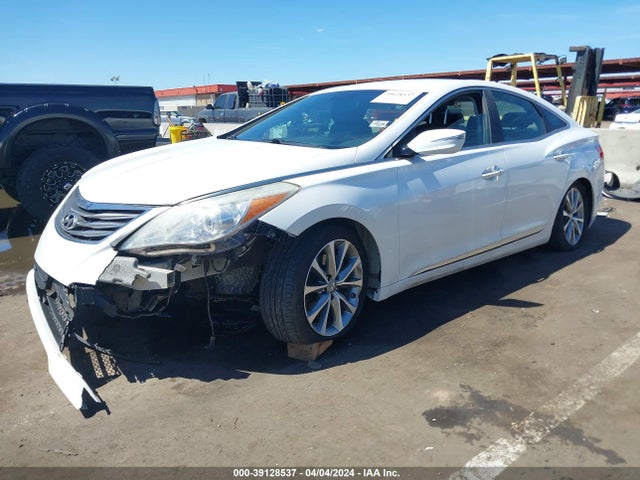 Hyundai Azera 2016 KMHFG4JG3GA513610 Image 2