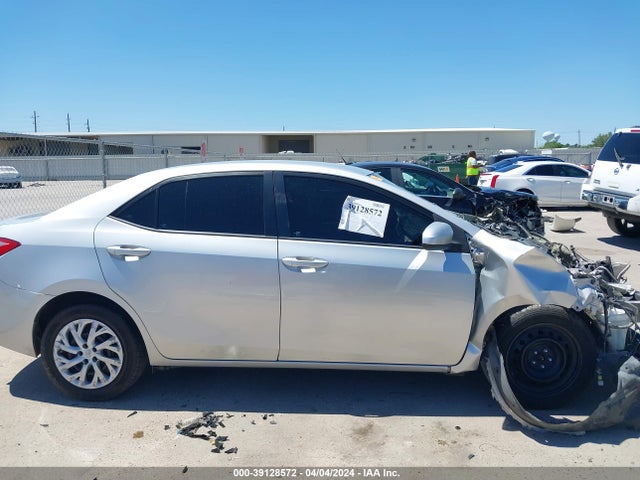 Toyota COROLLA LE 2017 5YFBURHE2HP702808 Image 13