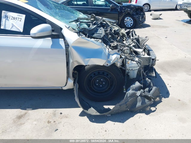 Toyota COROLLA LE 2017 5YFBURHE2HP702808 Image 17
