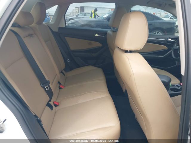 3VWE57BU2KM063954 Volkswagen Jetta 1.4t Sel