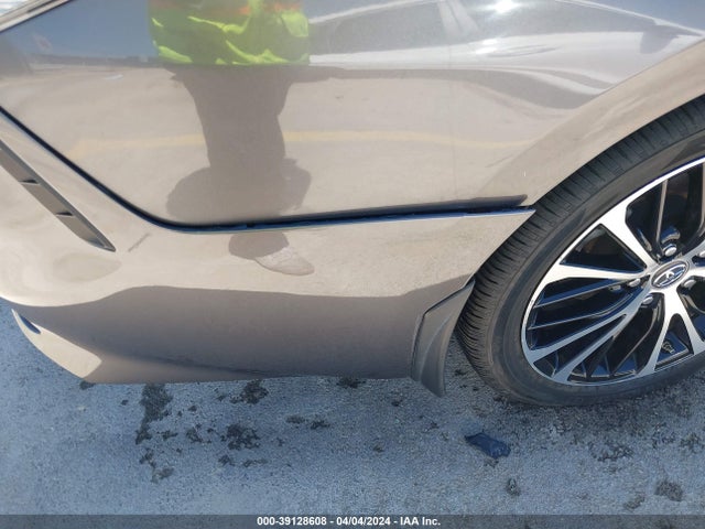 Toyota CAMRY SE 2018 4T1B11HK0JU559068 Image 17