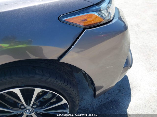 Toyota CAMRY SE 2018 4T1B11HK0JU559068 Image 20