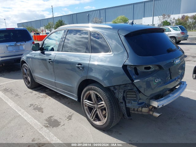 2010 AUDI Q5 WA1MKAFP7AA090162 Photo 2