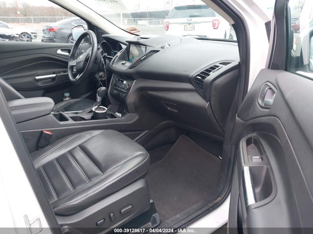 Ford ESCAPE SE 2017 1FMCU9G93HUD48420 Image 5
