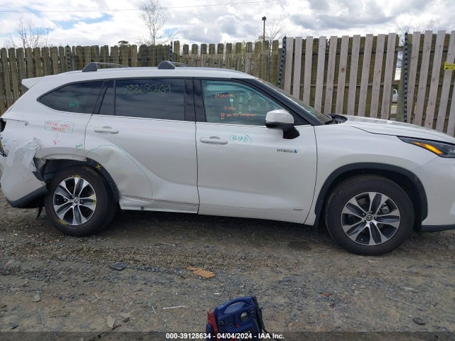 Toyota Highlander Hybrid Xle 2021 5TDGBRCHXMS059073 Image 13