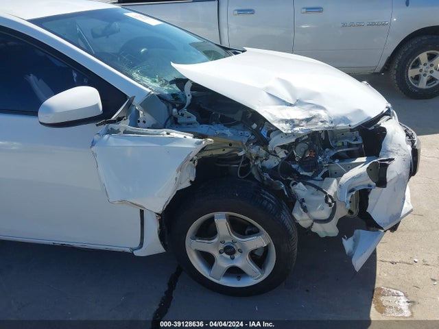 Toyota COROLLA LE 2015 5YFBURHE0FP287811 Image 18