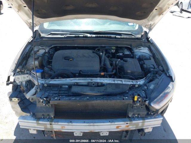3FA6P0HD5GR201471 Ford FUSION SE