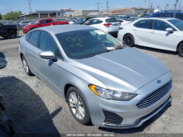 2019 3FA6P0LU6KR261694 main image