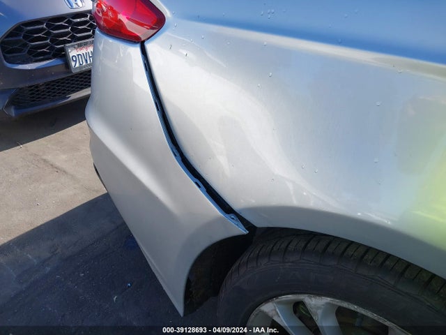 Ford Fusion Hybrid Se 2019 3FA6P0LU6KR261694 Image 17