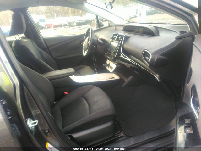 Toyota Prius Three 2016 JTDKARFU0G3514802 Image 5