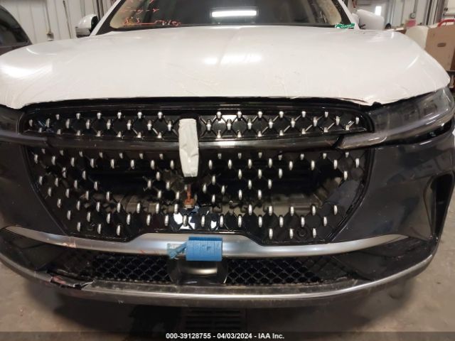 5LMPJ8J46RJ791808 Lincoln Nautilus Premiere