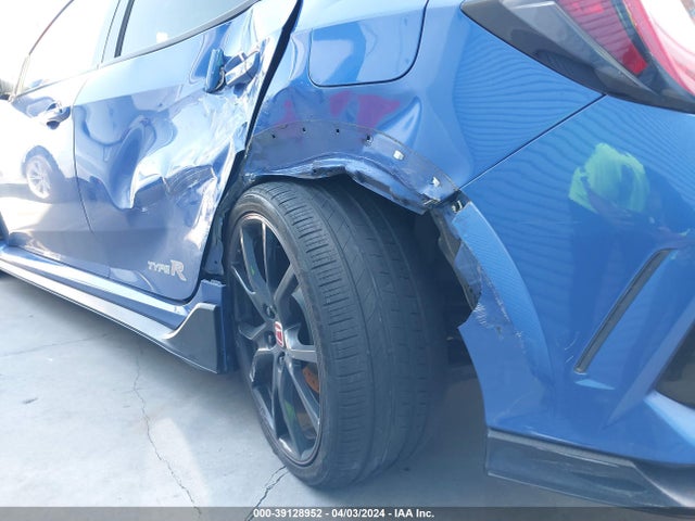 Honda Civic Type R Touring 2019 SHHFK8G73KU204946 Image 19