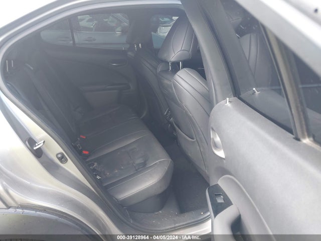 JTHE9JBH5M2043603 Lexus Ux 250h F Sport