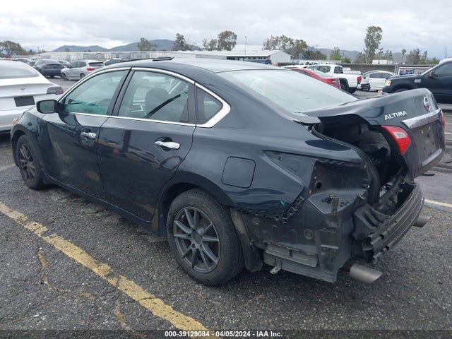 Nissan Altima 2.5 S 2017 1N4AL3AP5HC484806 Image 3