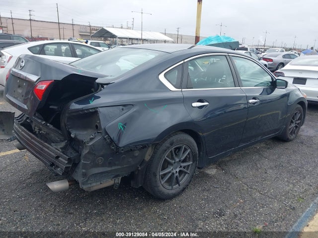 Nissan Altima 2.5 S 2017 1N4AL3AP5HC484806 Image 4