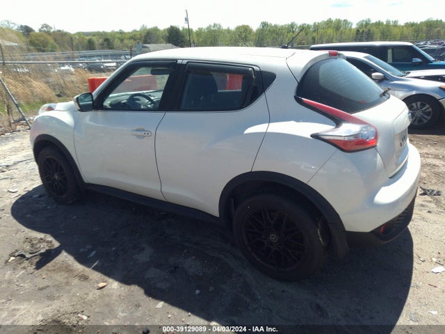 Nissan JUKE S 2015 JN8AF5MV8FT564237 Image 3