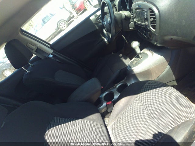 Nissan JUKE S 2015 JN8AF5MV8FT564237 Image 5