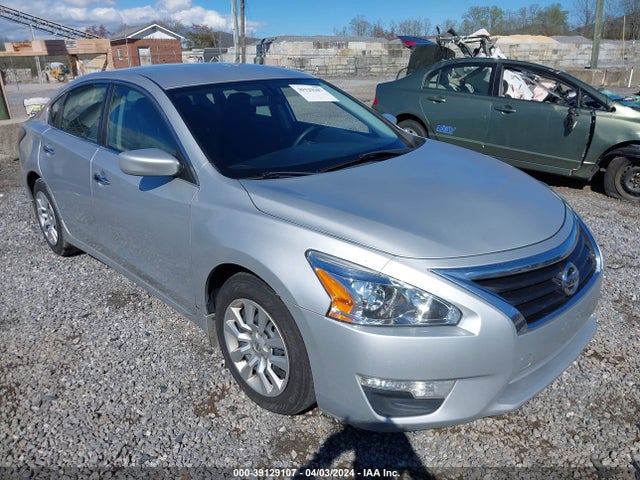 2015 1N4AL3AP2FN346612 main image