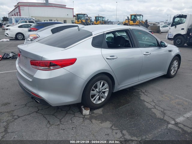 KIA Optima Lx 2017 5XXGT4L30HG122841 Image 4