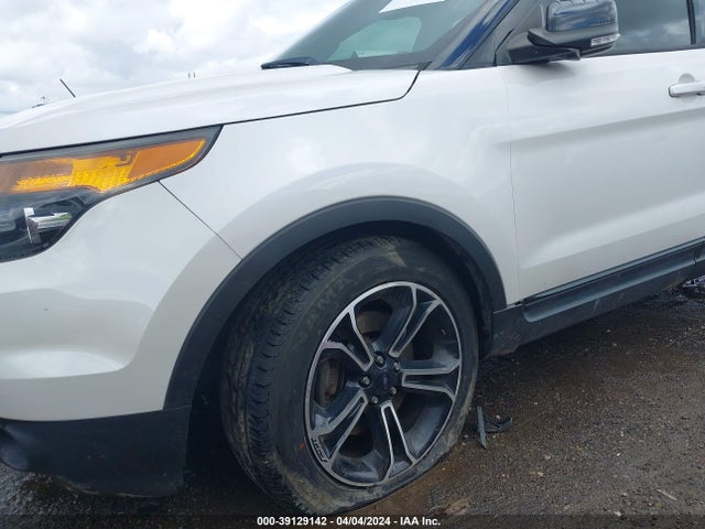 Ford EXPLORER SPORT 2015 1FM5K8GT3FGA56878 Image 6