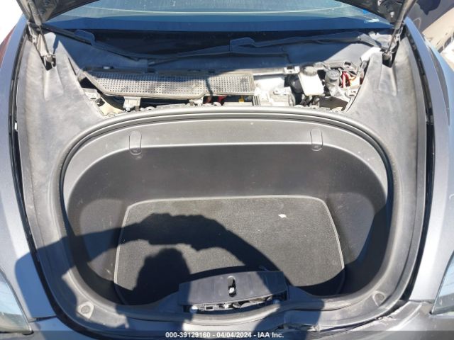 5YJ3E1EB6KF191717 Tesla Model 3 Long Range/performance