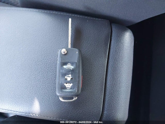 3VW1K7AJ8FM353118 Volkswagen Jetta 2.0l S