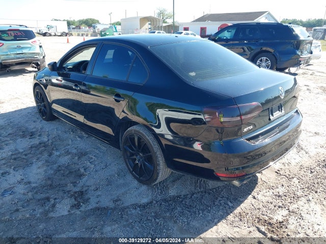 3VW1K7AJ8FM353118 Volkswagen Jetta 2.0l S