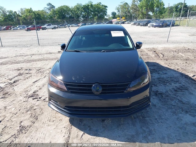 3VW1K7AJ8FM353118 Volkswagen Jetta 2.0l S