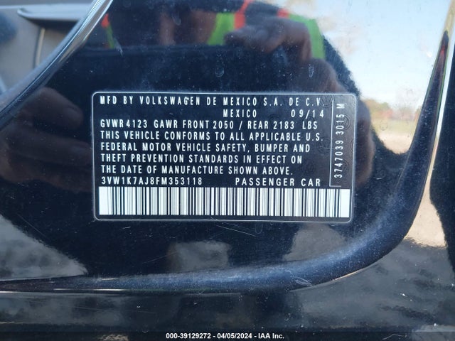 3VW1K7AJ8FM353118 Volkswagen Jetta 2.0l S