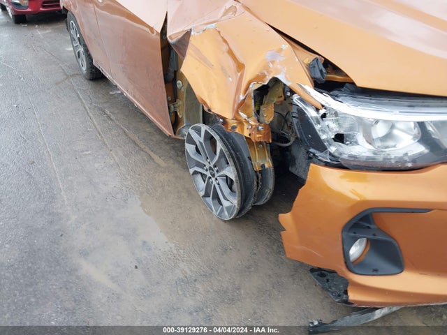 Chevrolet Sonic Lt Auto 2018 1G1JD6SB3J4140900 Image 15