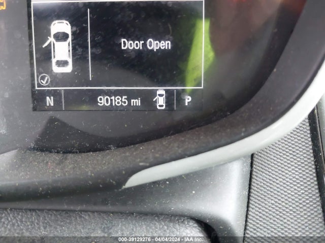 Chevrolet Sonic Lt Auto 2018 1G1JD6SB3J4140900 Image 7