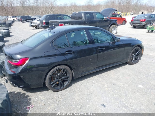 3MW5R7J09M8B50801 BMW 330i Xdrive