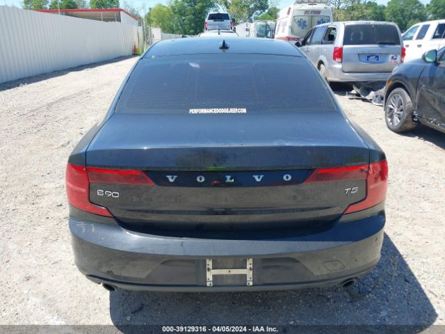 LVY102AK3KP084270 Volvo S90 T5 Momentum
