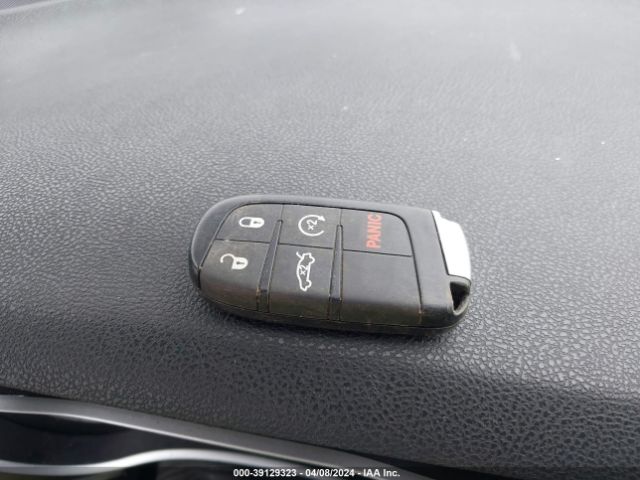 2C3CDXJG7FH920139 Dodge Charger Sxt