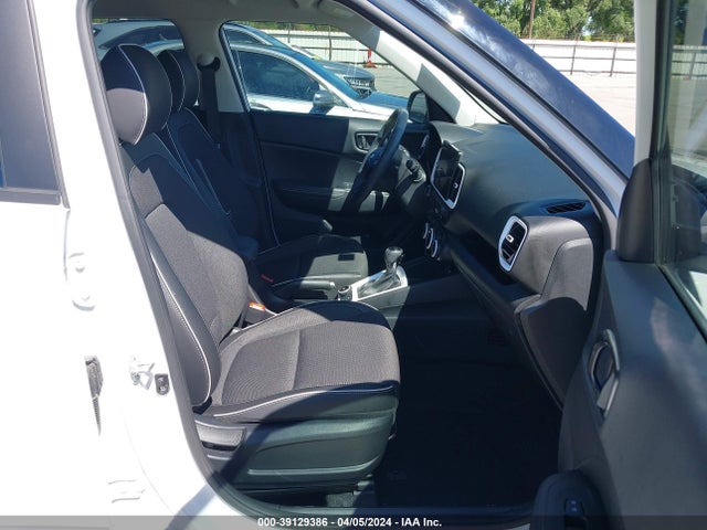 Hyundai Venue Limited 2022 KMHRC8A32NU191289 Image 5