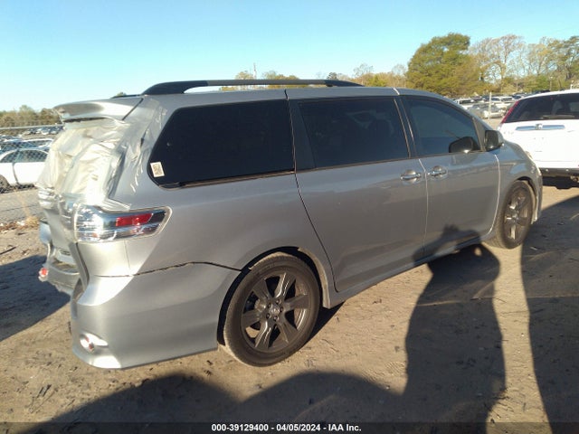 Toyota Sienna Se 8 Passenger 2017 5TDXZ3DC3HS897186 Image 4