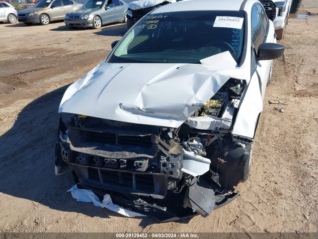 Ford FOCUS S 2016 1FADP3E27GL214247 Image 11